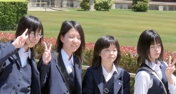 Estudiantes japonesas—CC DozoDomo